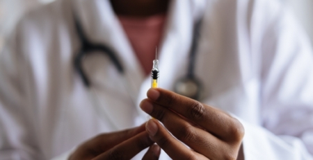 Vacinas para a gripe são insuficientes, avisa Fundação Portuguesa do Pulmão